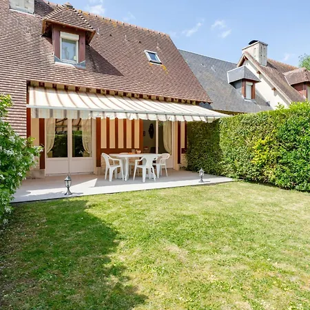 Domaine De Clairefontaine-2 By Interhome