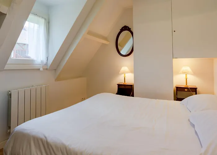 Domaine De Clairefontaine-2 By Interhome בית נופש דוביל