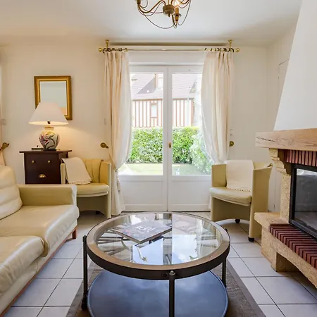 Domaine De Clairefontaine-2 By Interhome *