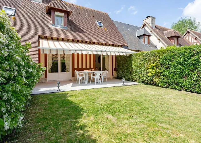 Domaine De Clairefontaine-2 By Interhome